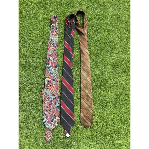 Yves Saint Laurent,  Christian Dior Men’s Designer Neck Ties  Lot Of 3 - Picture 1 of 9